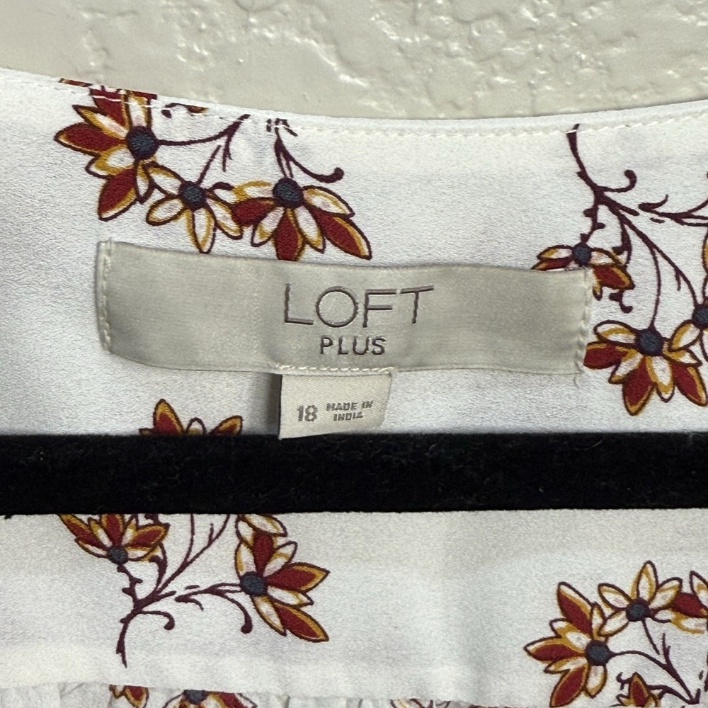 Loft Womens Plus Size 18 Long Sleeve Top Multicolored Floral Button Up Blouse - Picture 7 of 9